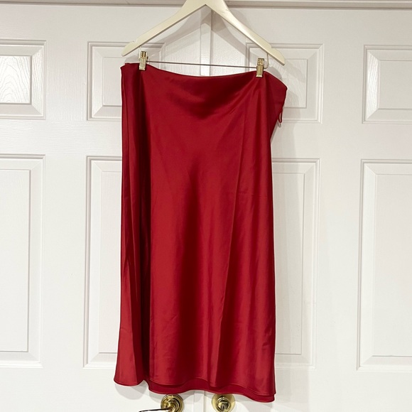 Universal Standard | Satin Red Maxi Flowy Skirt - Picture 2 of 5